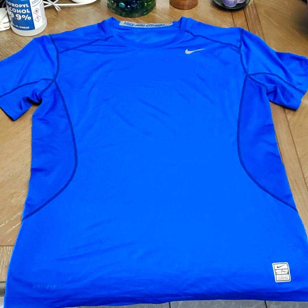 Nike T shirt